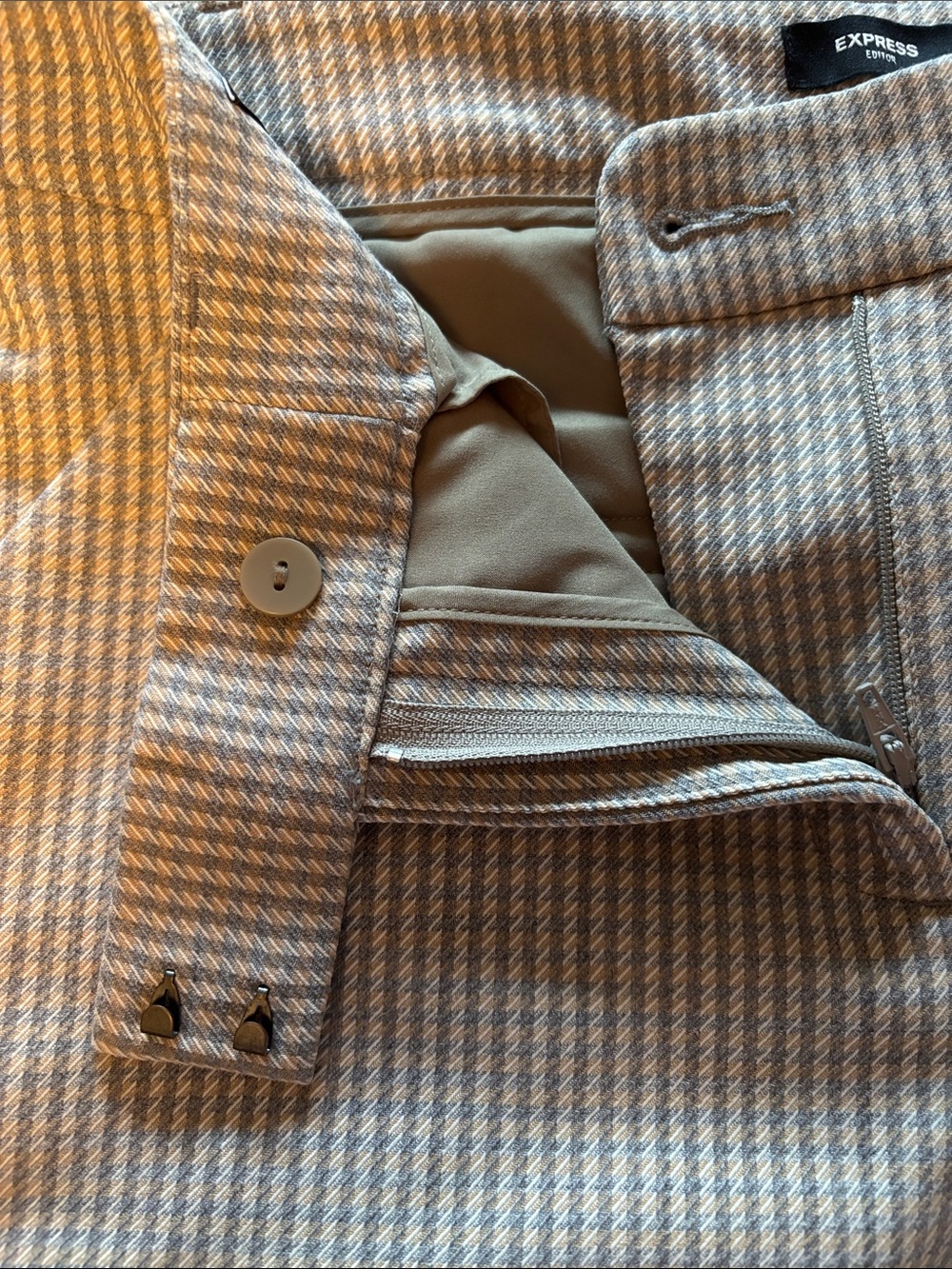 Express Editor Taupe and Cream Houndstooth Trousers - Picture 5 of 6